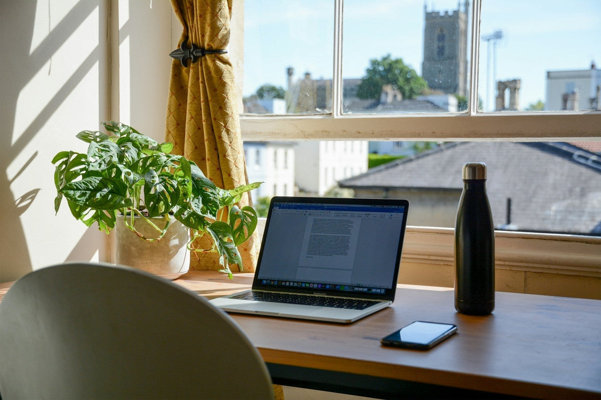 The mental benefits of work-from-home and work-from-office life