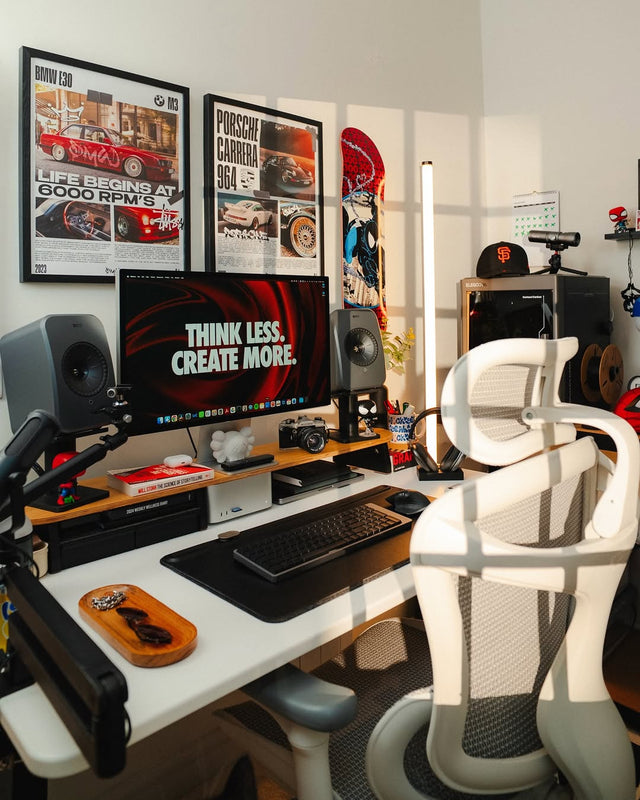 The "phygital" desk: The essential tech stack for a seamless home-to-office