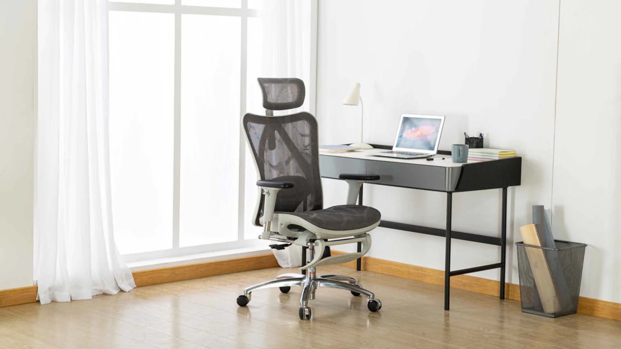 An ergonomic chair in front of a desk with a text overlay that reads “Common Mistakes to Avoid When Using Ergonomic Chairs,” serving as a blog cover image about proper ergonomic chair usage.