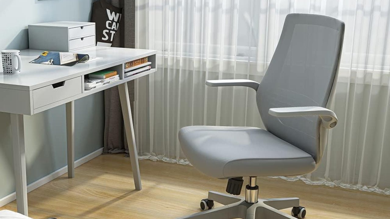 Ergonomic Chairs Vs. Traditional Chairs - SIHOO Australia