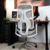 Minimalist gaming setup for PC: clean, functional, and aesthetically pleasing