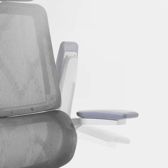 3D flip-up armrests